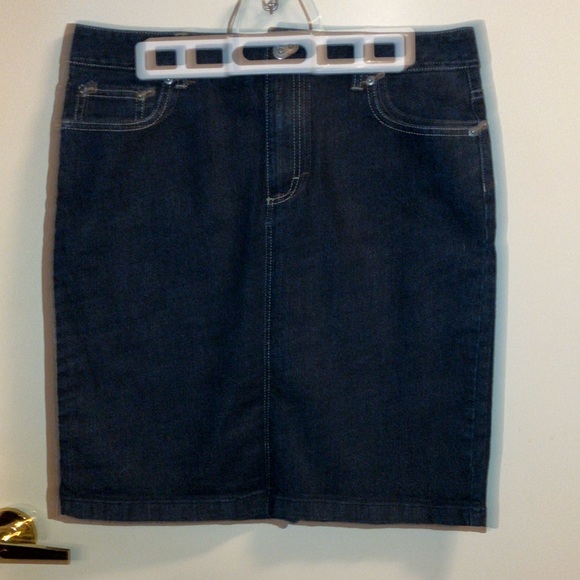 Tommy Hilfiger Jean Skirt  12 - Picture 1 of 10